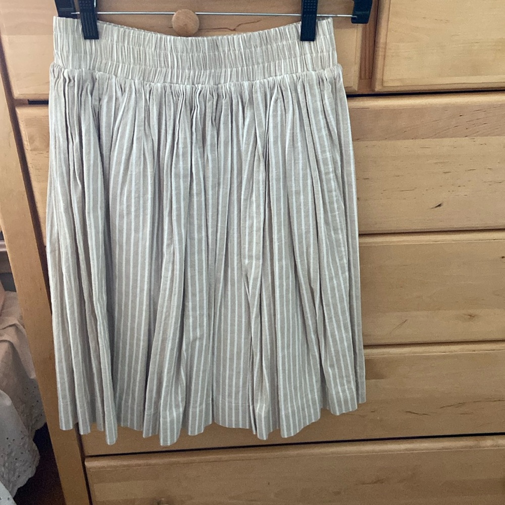 Knee length Skirt